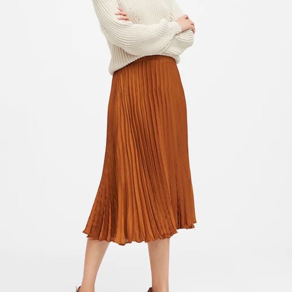 Banana Republic Satin Pleated Orange Midi Skirt